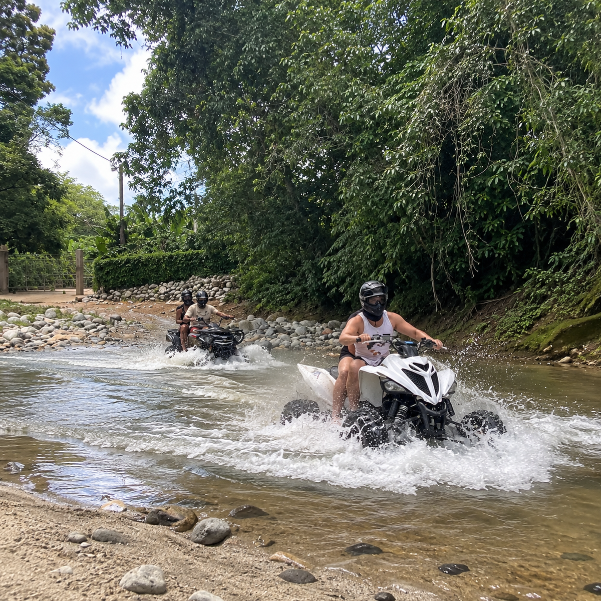 Tour Aventura 2 Horas – Fourwheel con Río